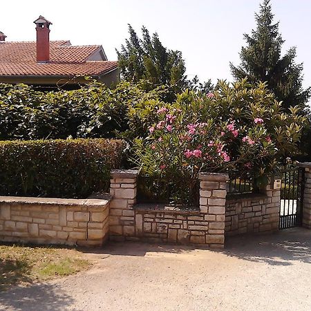 Apartment Slavica Vrvari โปเรช ภายนอก รูปภาพ