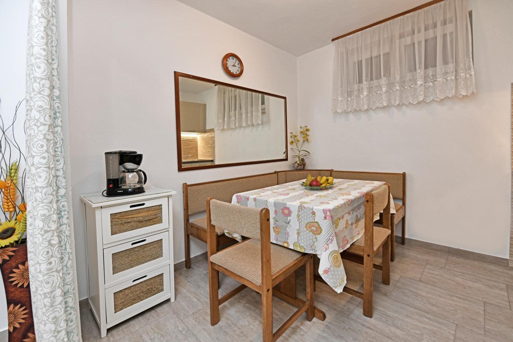 Apartment Slavica Vrvari โปเรช ห้อง รูปภาพ