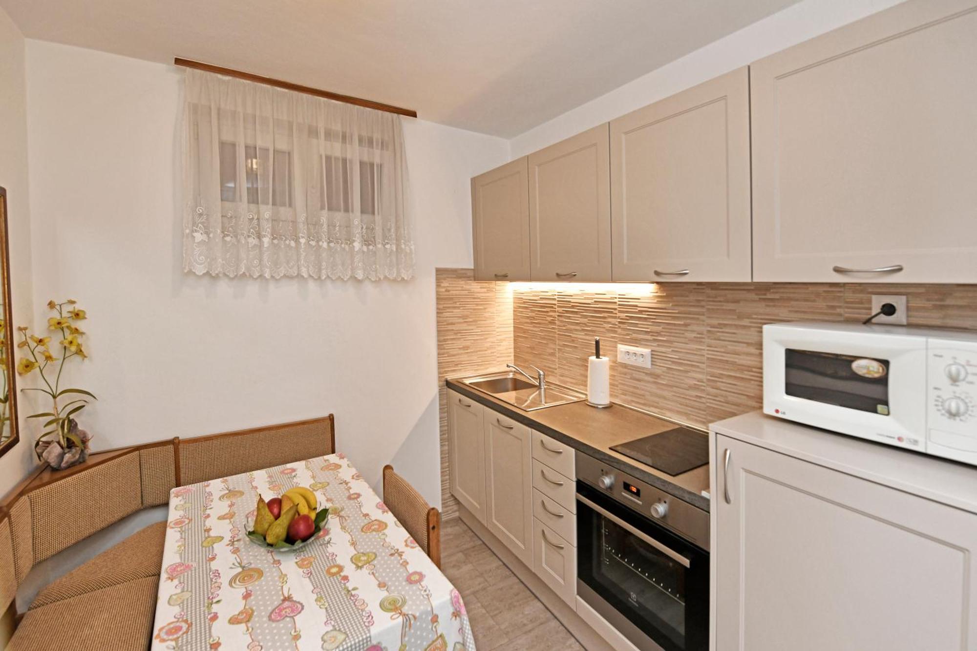 Apartment Slavica Vrvari โปเรช ห้อง รูปภาพ