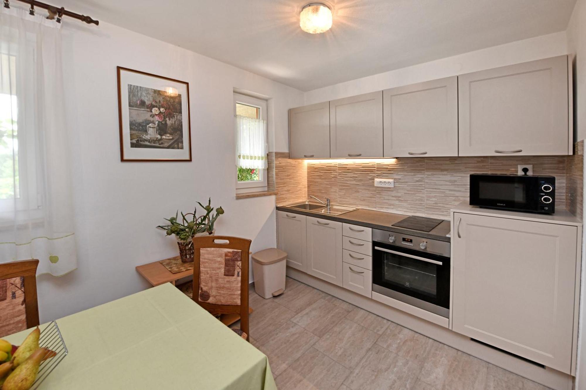 Apartment Slavica Vrvari โปเรช ห้อง รูปภาพ