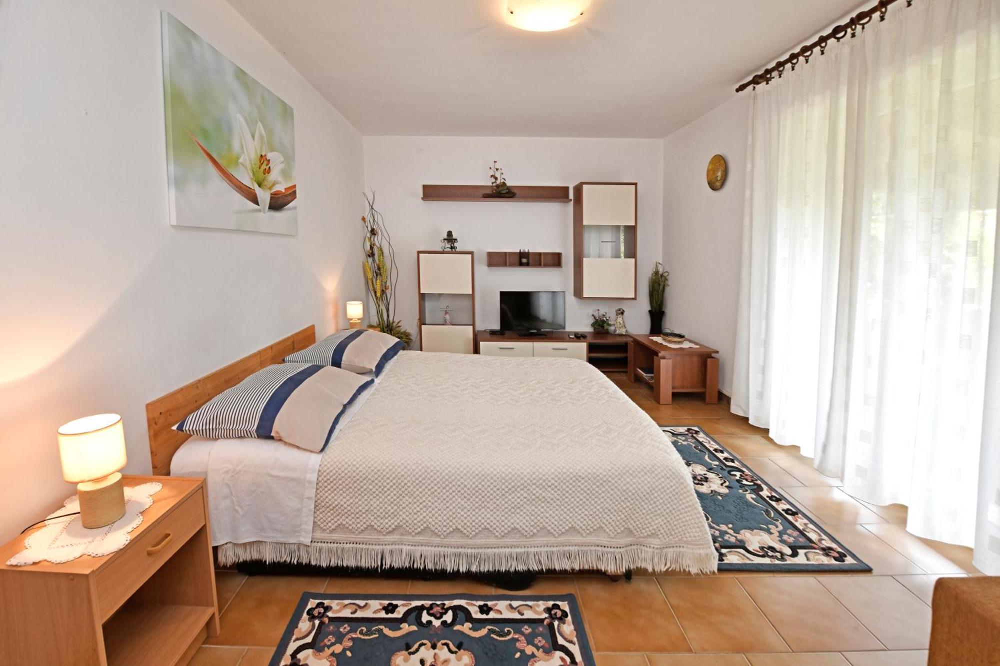Apartment Slavica Vrvari โปเรช ห้อง รูปภาพ