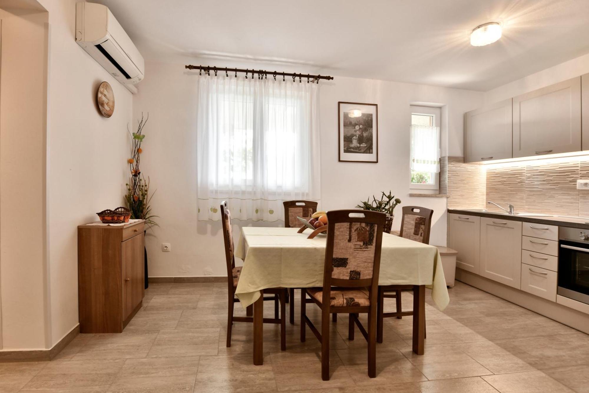 Apartment Slavica Vrvari โปเรช ห้อง รูปภาพ